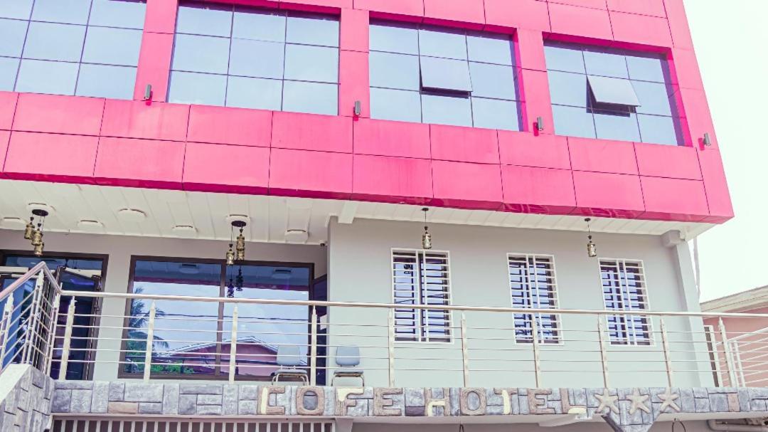 Cofe Hotel Yaoundé Exteriör bild