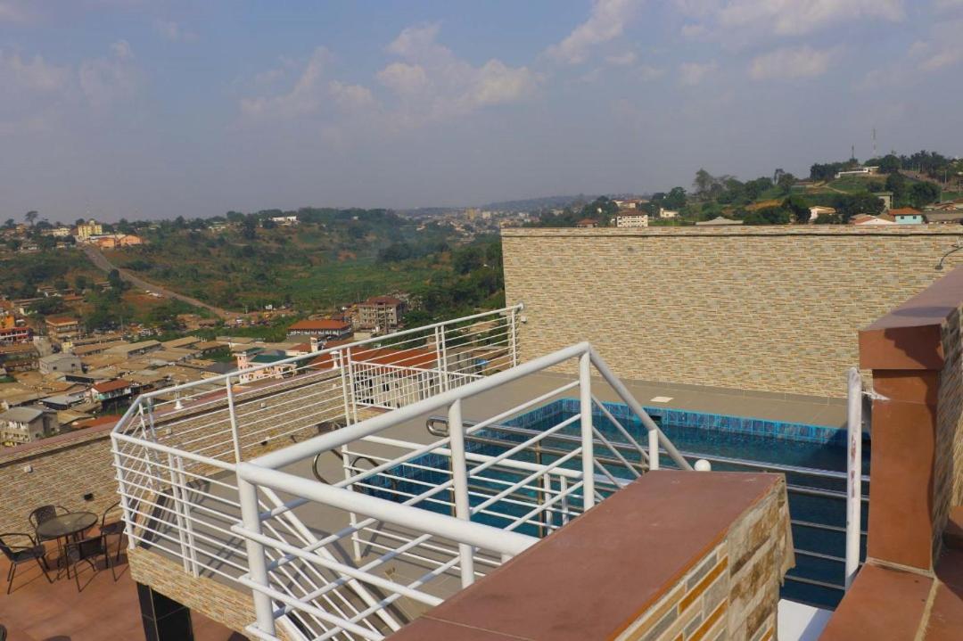 Cofe Hotel Yaoundé Exteriör bild